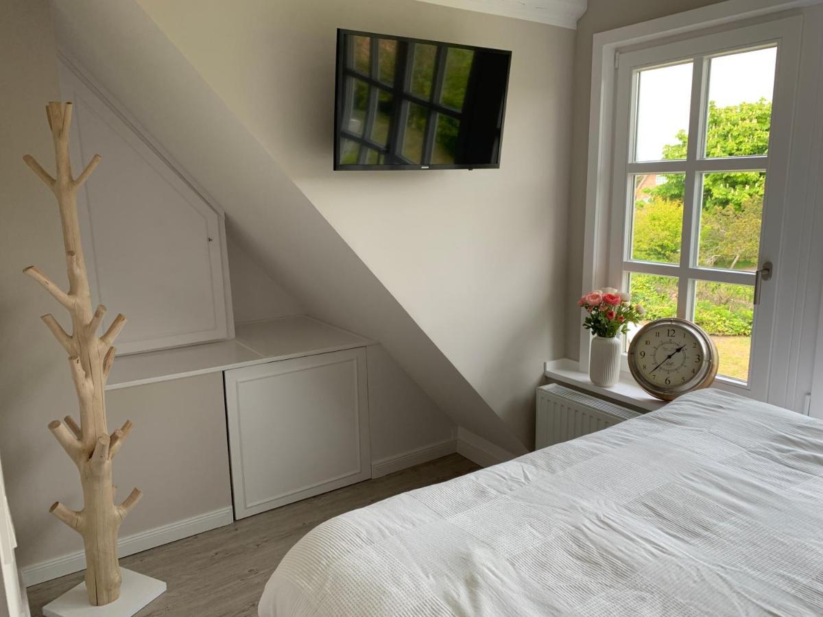 Keitum - Hochwertig Und Gemuetlich Wohnen Unter Reet Apartment ภายนอก รูปภาพ