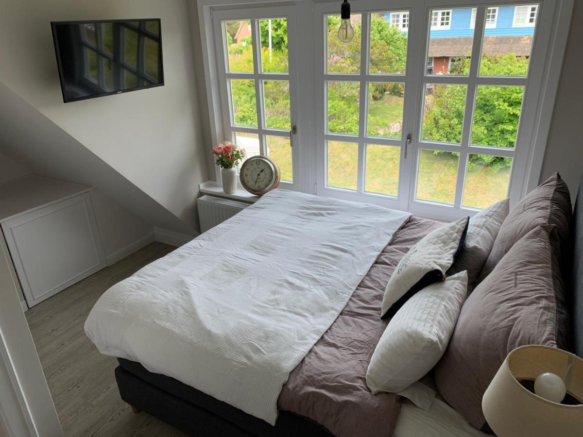 Keitum - Hochwertig Und Gemuetlich Wohnen Unter Reet Apartment ภายนอก รูปภาพ