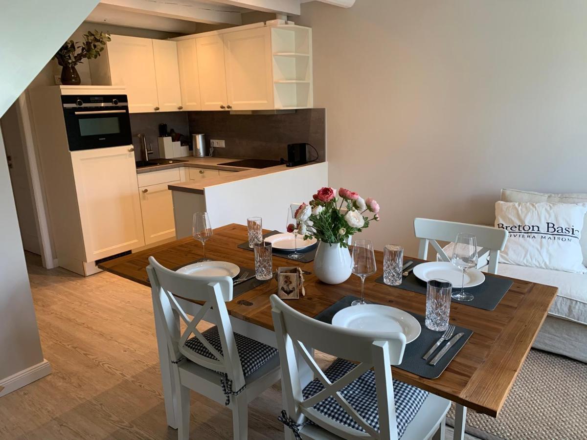 Keitum - Hochwertig Und Gemuetlich Wohnen Unter Reet Apartment ภายนอก รูปภาพ